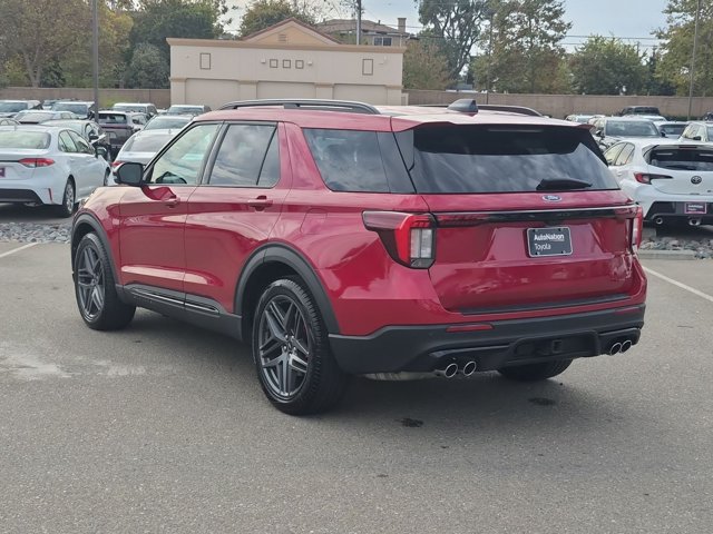 Used 2025 Ford Explorer ST AWD/4WD image 7