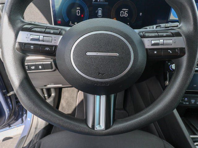 Used 2025 Hyundai Tucson SEL FWD image 17