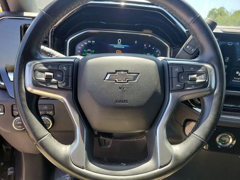 Used 2023 Chevrolet Silverado 1500 RST AWD/4WD image 19