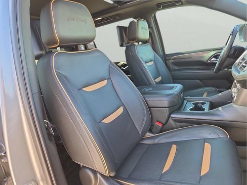 Used 2021 GMC Yukon XL AT4 w/ AT4 Premium Package AWD/4WD image 10