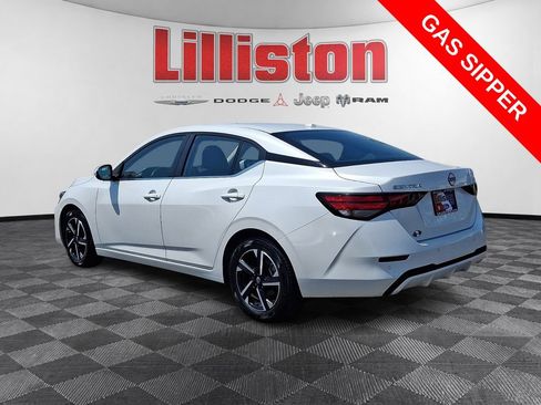Used 2024 Nissan Sentra SV w/ All-Weather Package FWD image 6