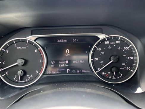 Used 2024 Nissan Rogue S FWD image 24