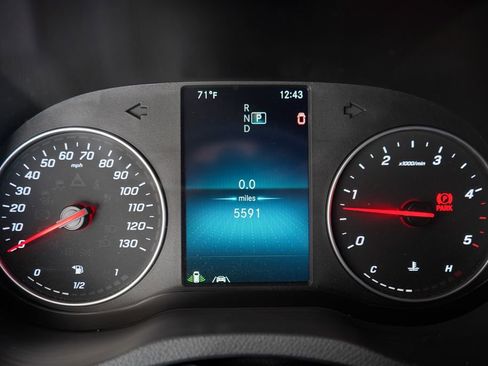 Used 2022 Mercedes-Benz Sprinter 2500 image 29