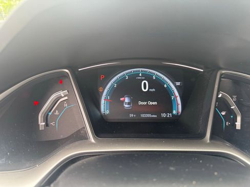Used 2016 Honda Civic EX image 9