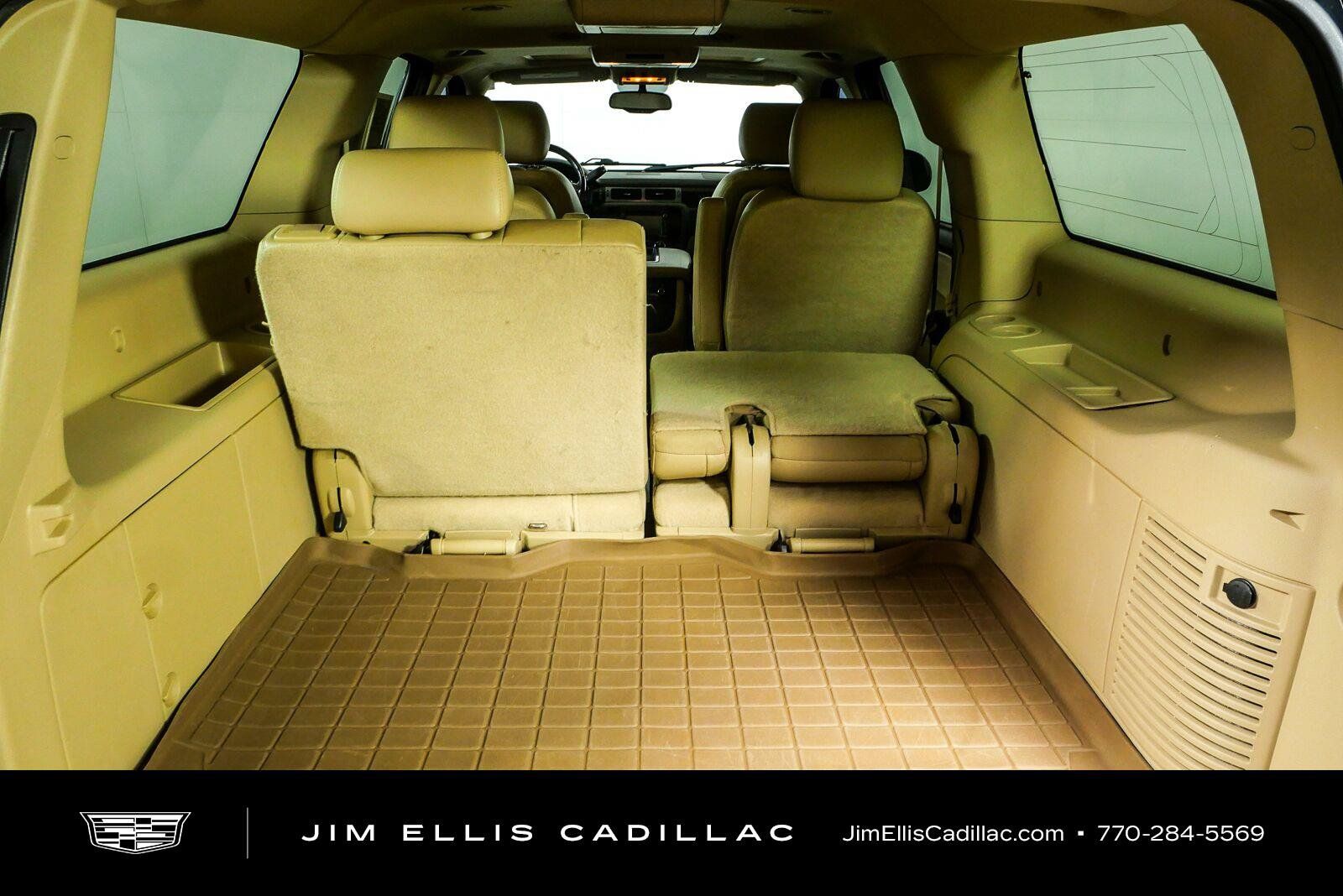 Used 2014 GMC Yukon XL Denali RWD image 30