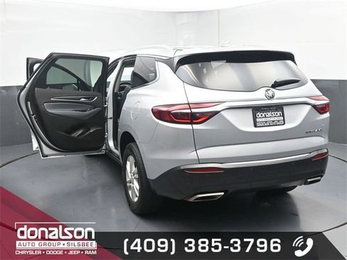 Used 2019 Buick Enclave Essence image 27