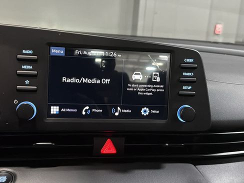 Used 2025 Hyundai Elantra Sport FWD image 15