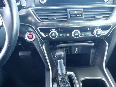 Used 2018 Honda Accord Sport image 24