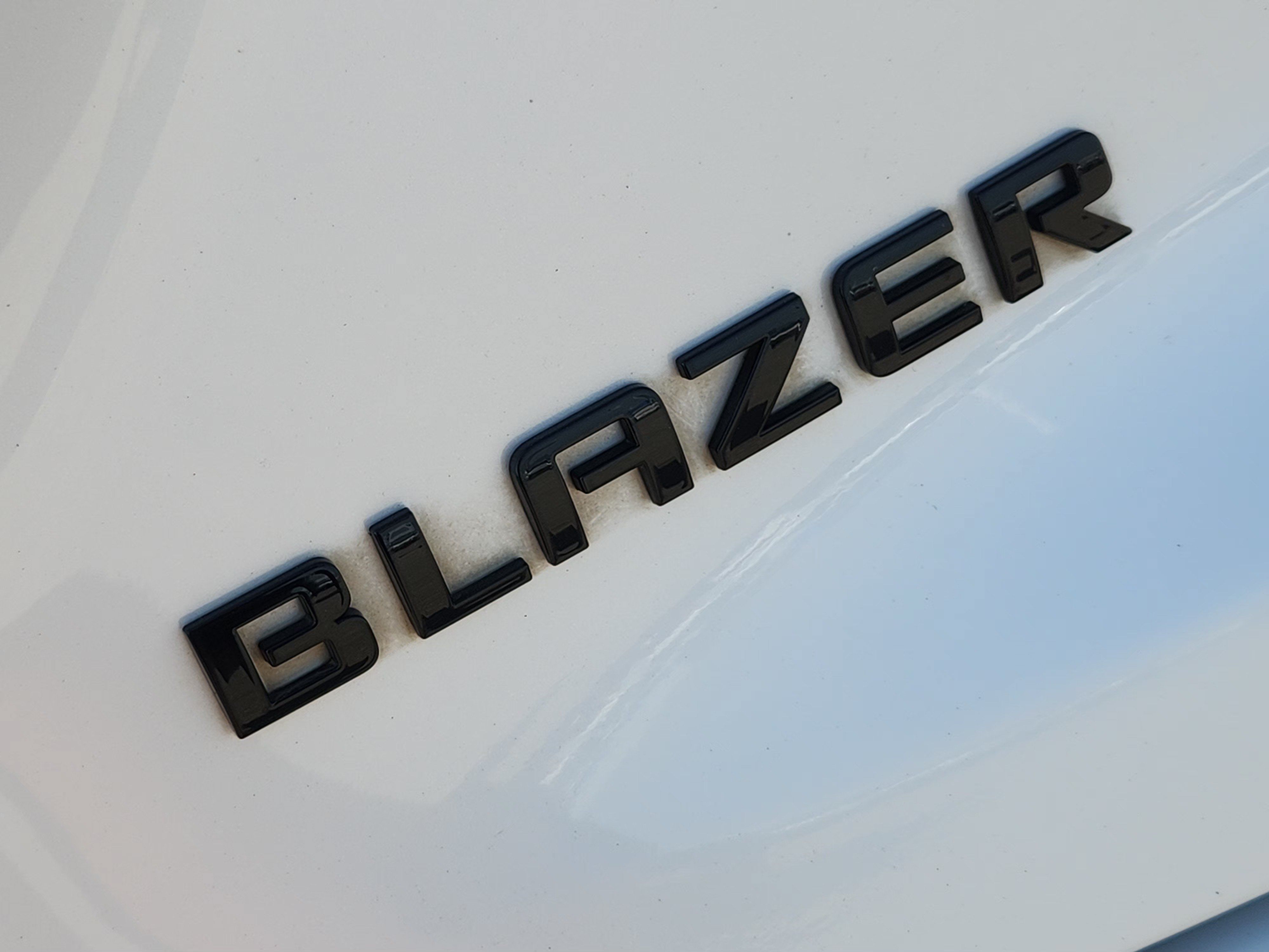 Used 2024 Chevrolet Blazer RS FWD image 11