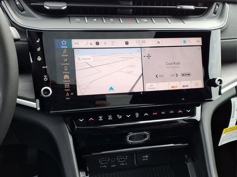 New 2026 Jeep Grand Cherokee Limited AWD/4WD image 16