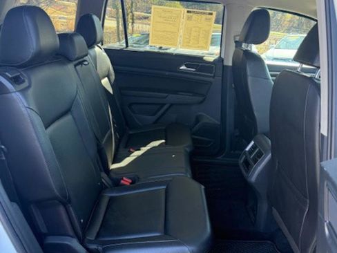 Used 2018 Volkswagen Atlas SE image 17