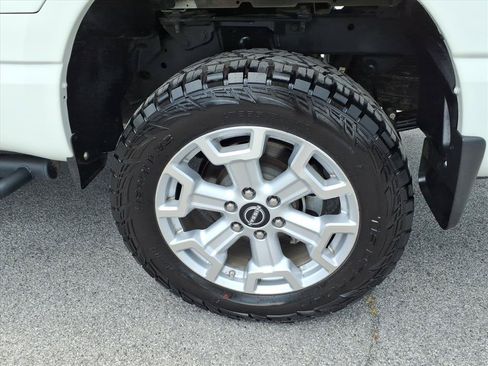 Certified 2024 Nissan Titan SV w/ SV Convenience Package AWD/4WD image 8