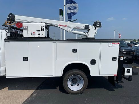 New 2025 Ford F550 XL image 27