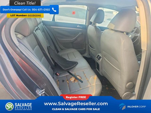 Used 2009 Volkswagen Jetta TDI FWD image 13