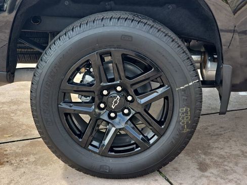 New 2026 Chevrolet Silverado 1500 Custom image 38