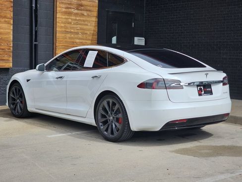 Used 2021 Tesla Model S Performance AWD/4WD image 3