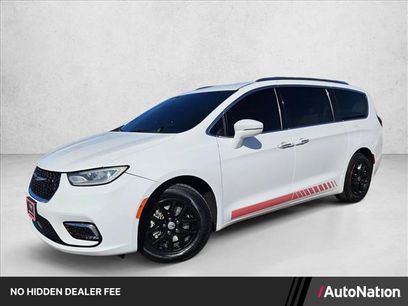 Used 2021 Chrysler Pacifica Touring-L