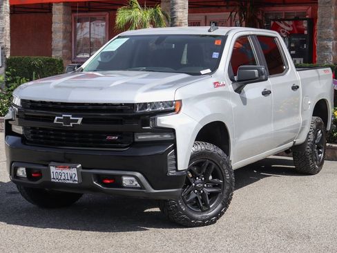 Used 2020 Chevrolet Silverado 1500 LT Trail Boss w/ Convenience Package image 4
