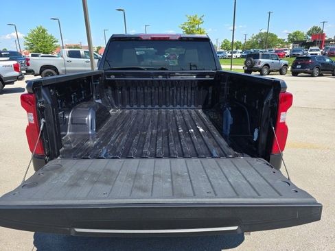 Used 2022 Chevrolet Silverado 1500 RST image 16