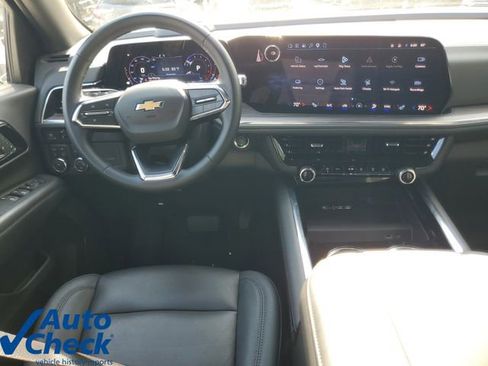 Used 2025 Chevrolet Tahoe LT AWD/4WD image 18