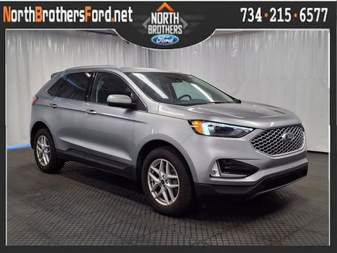 Certified 2024 Ford Edge SEL w/ Convenience Package AWD/4WD image 1