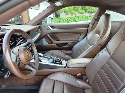 Used 2022 Porsche 911 Turbo AWD/4WD image 16