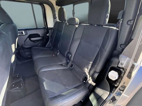 Used 2020 Jeep Gladiator Sport w/ Quick Order Package 24S image 22