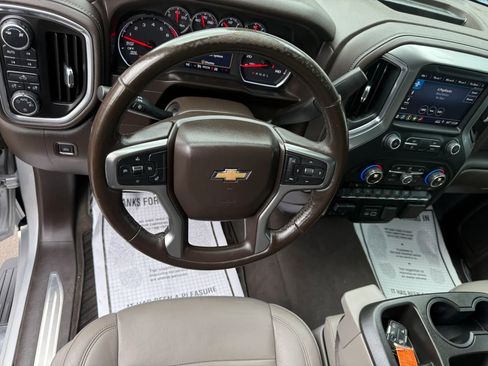 Used 2019 Chevrolet Silverado 1500 LT w/ Texas Edition AWD/4WD image 9