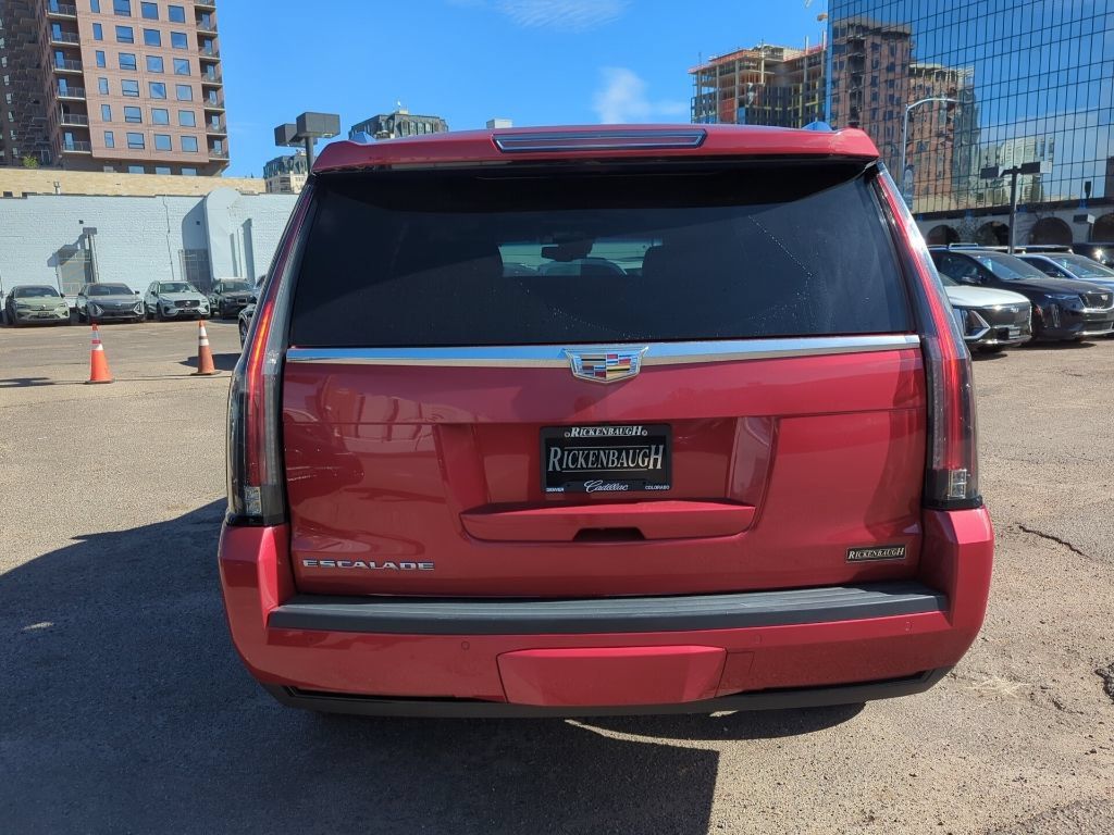 Used 2015 Cadillac Escalade Premium AWD/4WD image 6