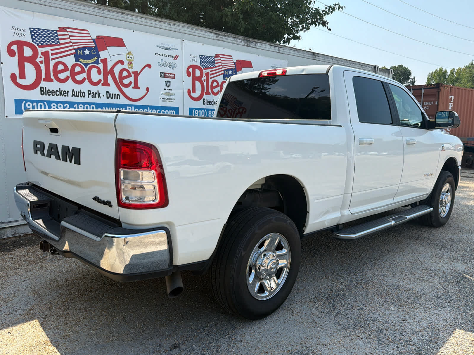 Used 2022 RAM 2500 Big Horn AWD/4WD image 3