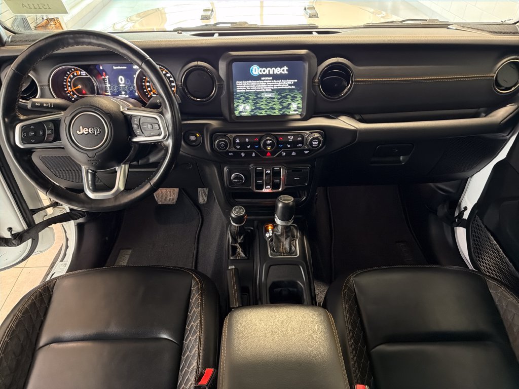 Used 2021 Jeep Gladiator Overland AWD/4WD image 4