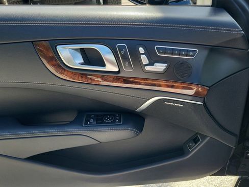 Used 2015 Mercedes-Benz SL 400 image 11