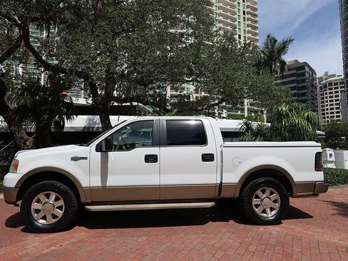 Used 2005 Ford F150 King Ranch RWD image 2