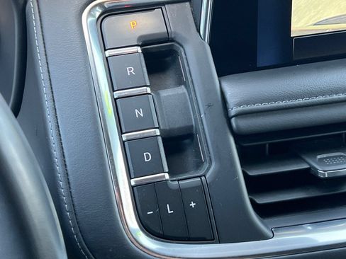 Used 2024 Chevrolet Tahoe LT RWD image 31