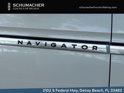 New 2026 Lincoln Navigator Reserve AWD/4WD image 8