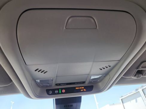 Used 2022 Chevrolet Equinox LT FWD image 49