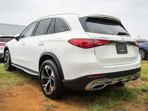 New 2025 Mercedes-Benz GLC 350e 4MATIC image 4