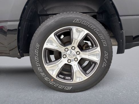 Used 2023 RAM 1500 Laramie AWD/4WD image 12