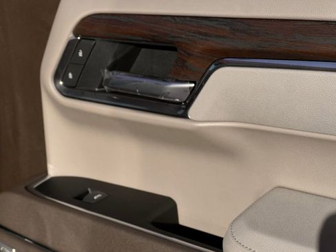 New 2026 GMC Sierra 1500 SLT image 26