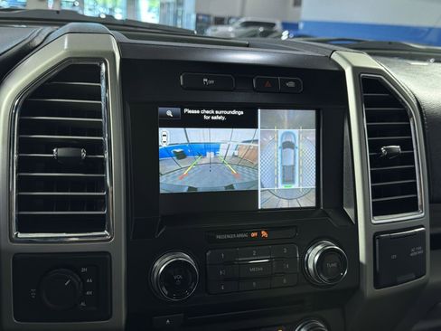 Used 2015 Ford F150 Lariat w/ Equipment Group 502A Luxury AWD/4WD image 33