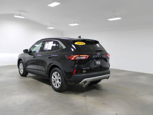 Used 2024 Ford Escape Active image 7