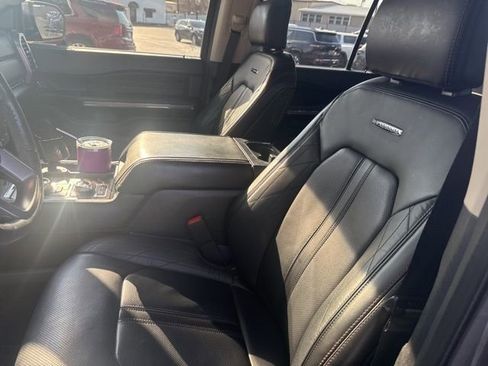 Used 2021 Ford Expedition Platinum image 44