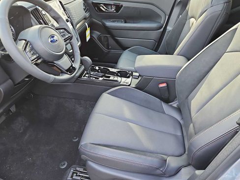 Used 2026 Subaru Forester Touring AWD/4WD image 17