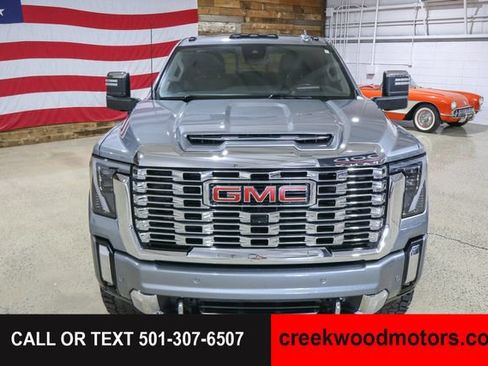 Used 2024 GMC Sierra 2500 Denali w/ Denali Reserve Package AWD/4WD image 60