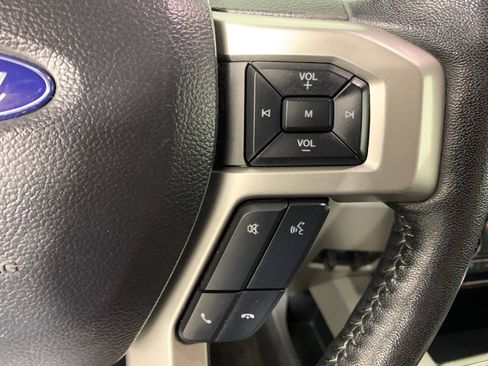 Used 2020 Ford F150 Lariat w/ Equipment Group 502A Luxury image 23