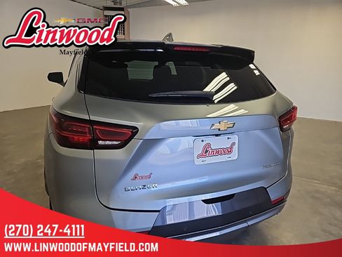 Used 2024 Chevrolet Blazer Premier image 4