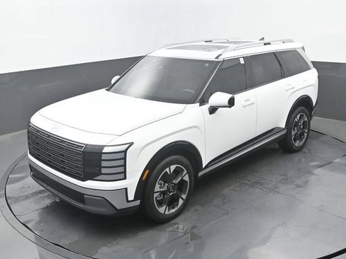 Used 2026 Hyundai Palisade Limited AWD/4WD image 32