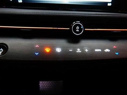 Certified 2023 Nissan Ariya FWD image 22