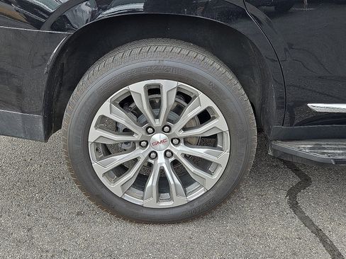 Used 2021 GMC Yukon SLT w/ SLT Premium Package image 7