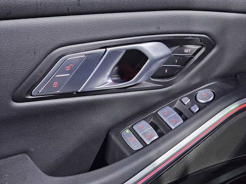 Used 2025 BMW 330i xDrive 330i xDrive w/ Convenience Package image 23